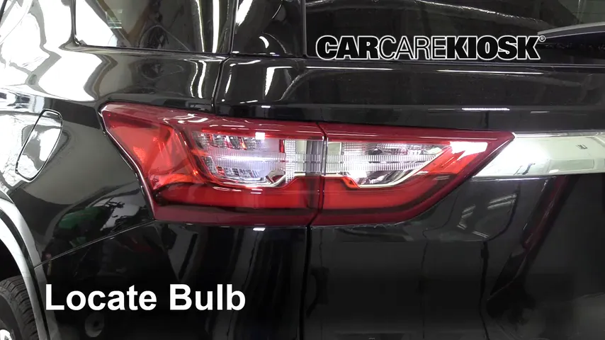 2018 Chevrolet Traverse High Country 3.6L V6 Lights